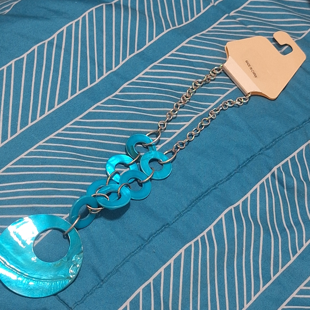 Chico's Blue Mother Of Pearl Circular Link Chain Necklace - Picture 5 of 7